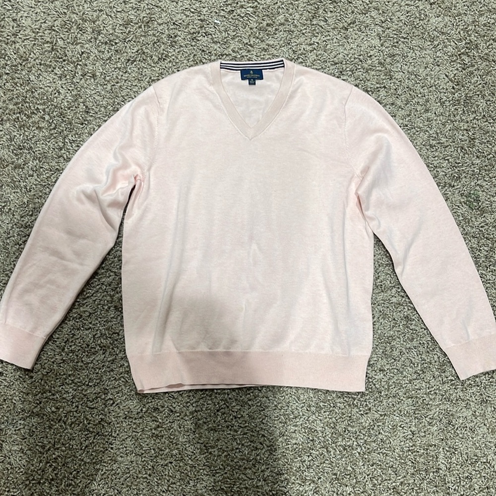 Brooks Brothers V-neck sweater size medium